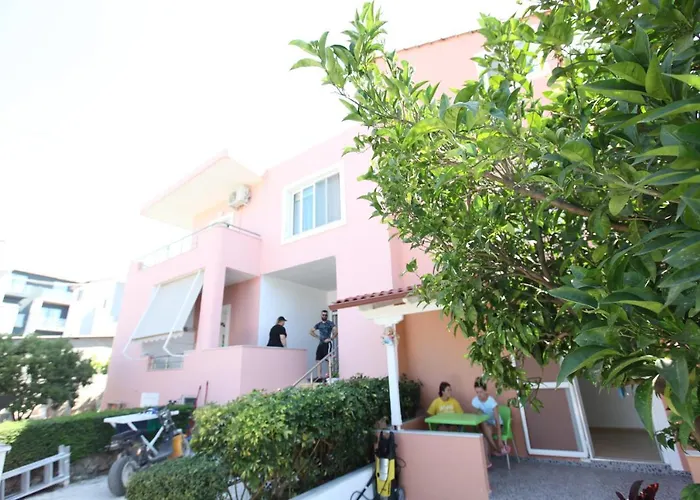 Vila Elmazi Fa & Fe