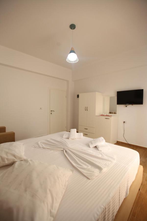 Elmazi Fa & Fe Apartamento *